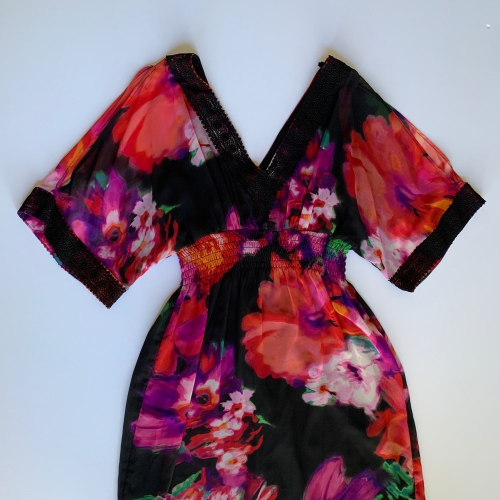 Women’s Floral Cold Shoulder Sleeve Dress Size 12 - Picture 2 of 5